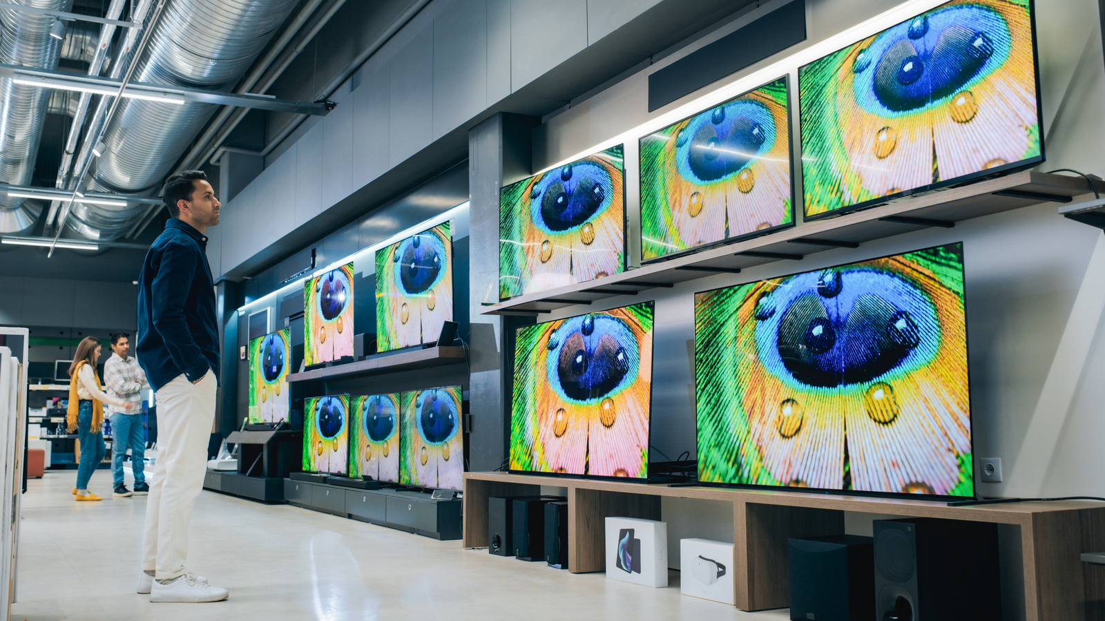 display resolution, qhd, QHD, WQHD, 4K, and 5K Resolution: What They Mean and Which Is Best for You, trends