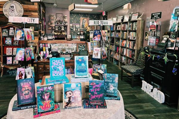 today i learned, facts, Deadtime Stories Books & Gifts: Lansing's Hybrid Bookstore‑Spider Shop, til